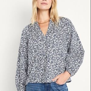 GAP Women's Floral Blouse - Navy and White